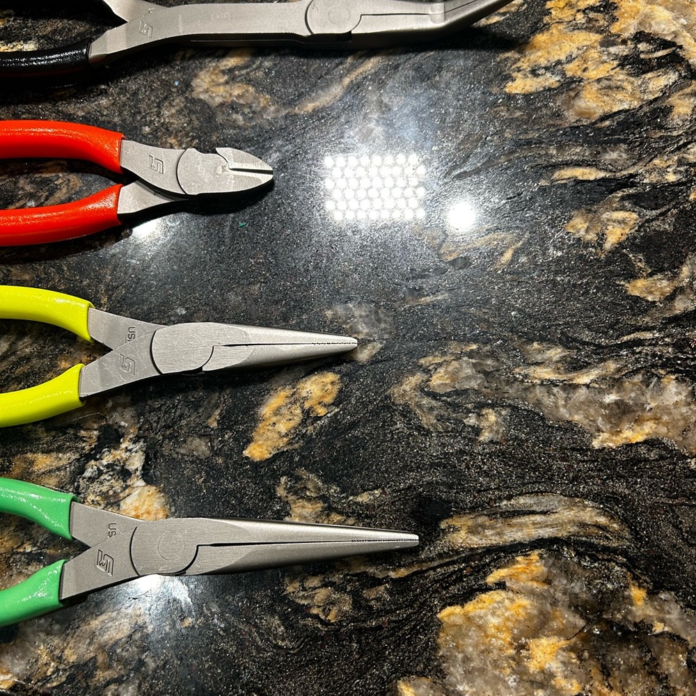 Professional Multi-Color Pliers Set - Picture 4 of 4